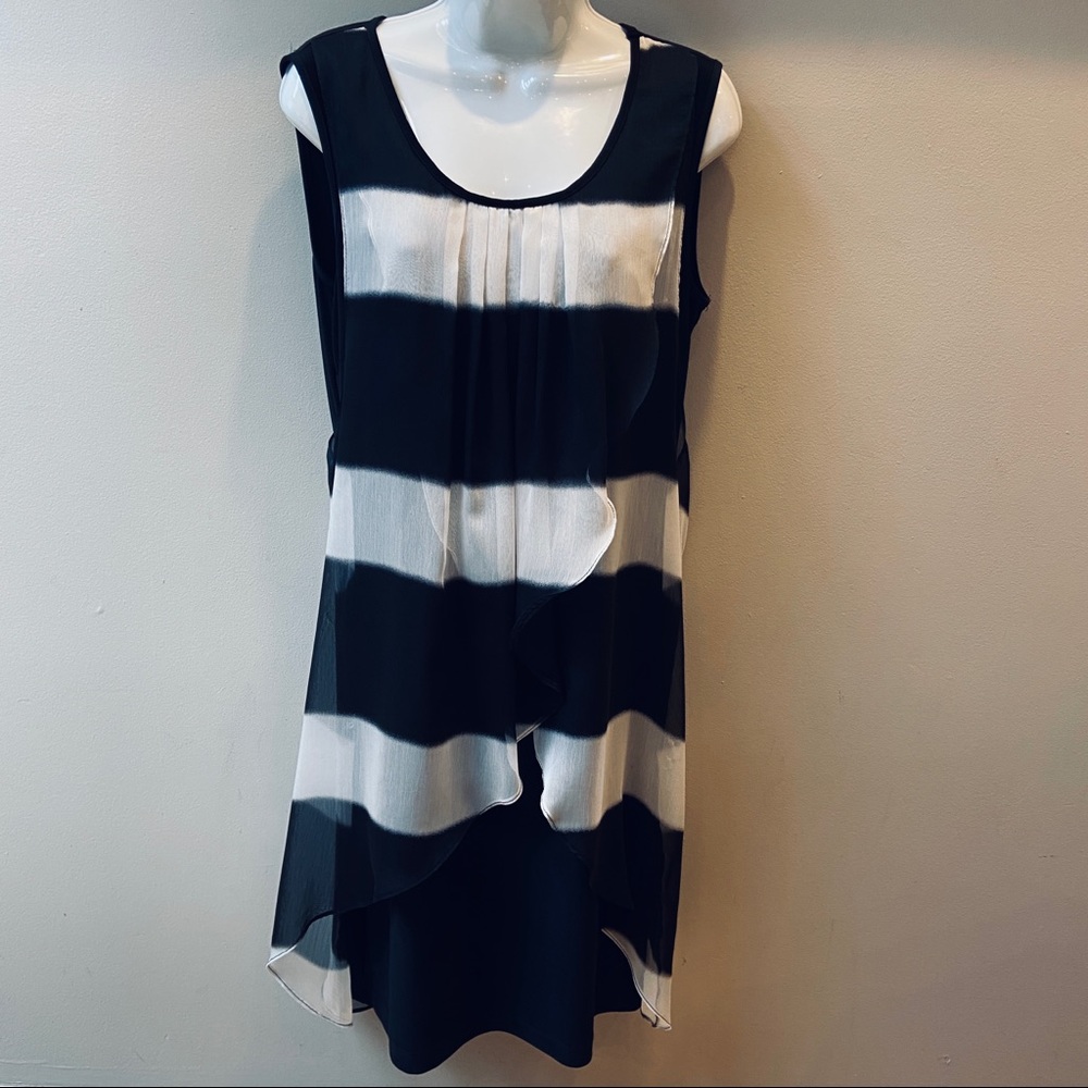 Frank Lyman Design Black and White high low Sleeveless Dress Women’s size 12